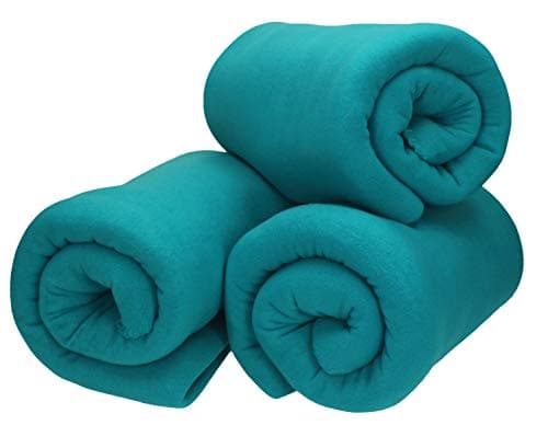 Betz Fleecedecke – weiche Wohndecke & Kuscheldecke – fürs Sofa & Bett – flauschig, leicht, wärmend & pflegeleicht – lila