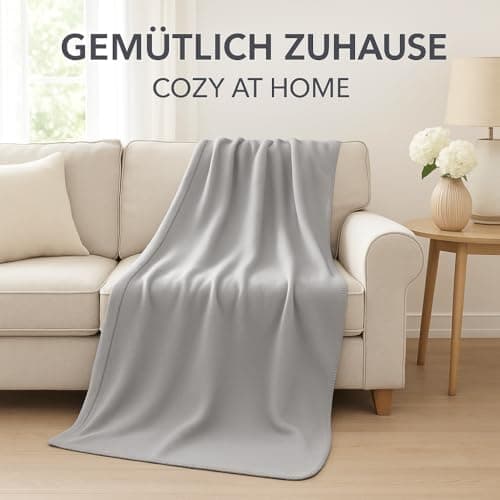 Betz Fleecedecke – weiche Wohndecke & Kuscheldecke – fürs Sofa & Bett – flauschig, leicht, wärmend & pflegeleicht – lila