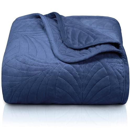 Gräfenstayn Premium Tagesdecke Anthrazit - weich, knitterfrei & pflegeleicht - Nahtlose Steppung & Blatt-Design - Bett &