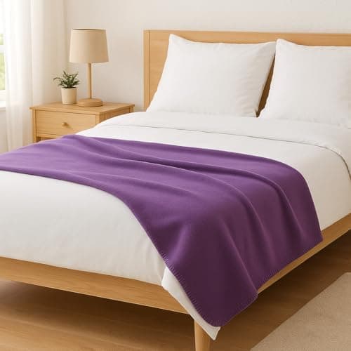 Betz Fleecedecke – weiche Wohndecke & Kuscheldecke – fürs Sofa & Bett – flauschig, leicht, wärmend & pflegeleicht – lila