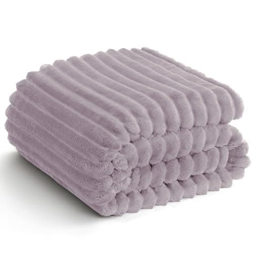 WAVVE Kuscheldecke Flauschig für Zimmer Deko, Sofadecke weicher Fleecedeckenausschnitt, Wohnraum Accessoire 130x150cm Gr
