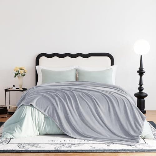 CozyLux Kuscheldecke Flauschig für 4 Jahreszeiten - Weich/Warm/Leicht - Sofa/Bett/Couch 150x200cm Grau