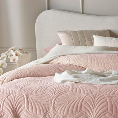 ROOM99 Elegante Tagesdecke Puderrosa, ideal für Bett und Sofa - Vielseitige Steppdecke 170 x 210 cm, OEKO-TEX STANDARDS