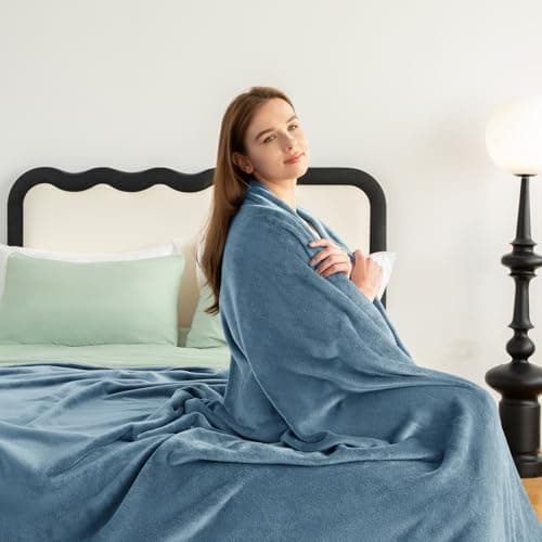 Kuscheldecke WAVVE Flauschig Warm - Sofadecke 150x200 cm Weich für Wohnraum Couchdecke GrauXL