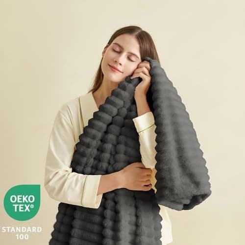 WAVVE Kuscheldecke Flauschig für Zimmer Deko, Sofadecke weicher Fleecedeckenausschnitt, Wohnraum Accessoire 130x150cm Gr