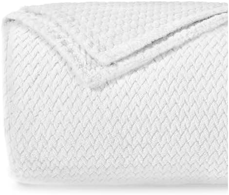 Dreamzie - Flauschig Fleecedecke 100% Polyester - Weicher Haptik - Lila - Kuscheldeko für Sofa und Bett - Großformat 130