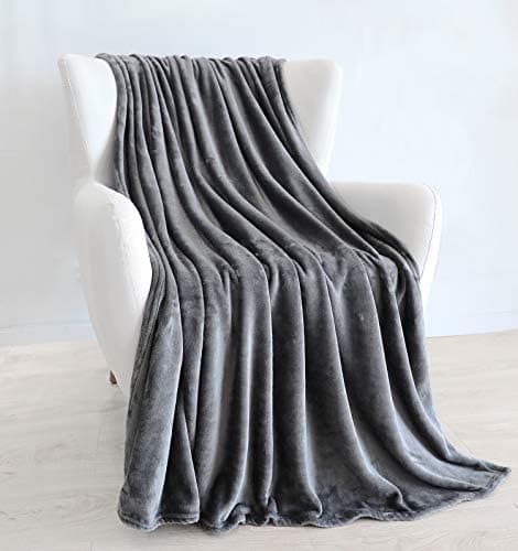 TASTHROW Weiche Fleecedecke für Wohnzimmer, Soft und Warm Tagesdecke, perfekt für Familie und Gäste (Rosa, 130x180cm)