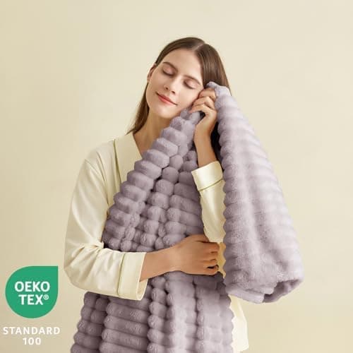 WAVVE Kuscheldecke Flauschig für Zimmer Deko, Sofadecke weicher Fleecedeckenausschnitt, Wohnraum Accessoire 130x150cm Gr