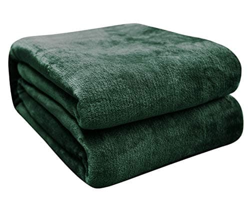 FARFALLAROSSA Oeko-TEX Flauschig Kuscheldecke 130x160 cm - Super Weiche Fleecedecke als Sofaüberwurf - Wohndecke Gelb OE
