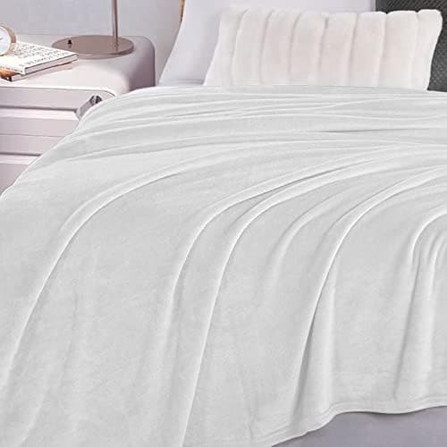 FARFALLAROSSA Oeko-TEX Flauschig Kuscheldecke 130x160 cm - Super Weiche Fleecedecke als Sofaüberwurf - Wohndecke Gelb OE