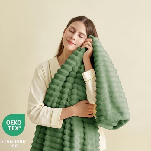 WAVVE Kuscheldecke Flauschig für Zimmer Deko, Sofadecke weicher Fleecedeckenausschnitt, Wohnraum Accessoire 130x150cm Gr