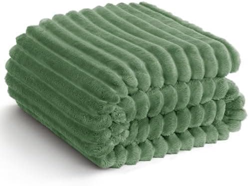 WAVVE Kuscheldecke Flauschig für Zimmer Deko, Sofadecke weicher Fleecedeckenausschnitt, Wohnraum Accessoire 130x150cm Gr