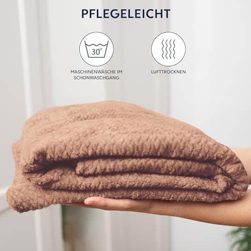 Dreamzie - Flauschig Fleecedecke 100% Polyester - Weicher Haptik - Lila - Kuscheldeko für Sofa und Bett - Großformat 130