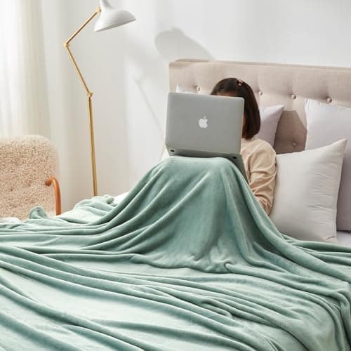 EHEYCIGA Flauschig weiche Kuscheldecke Grau 130x165 für Wohnzimmer und Sofa OEKO-TEX
| EHEYCIGA weiche warme Fleecedeck