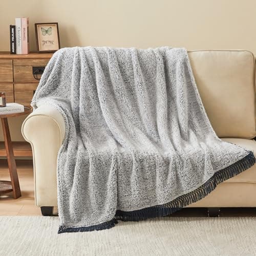 EMME Flauschige Sherpa Kuscheldecke Oeko-Tex 150x200 cm, perfekt für Winterspazieren und Relaxen - doppelseitig weich, l