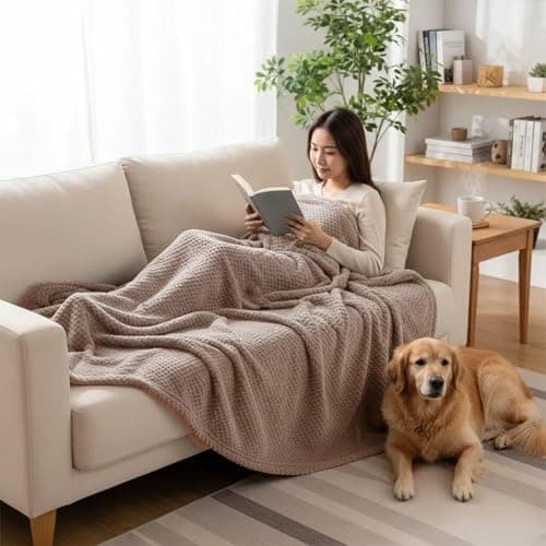 Kuscheldecke Flauschig für Sofa, Couch und Bett, 130 x 160 cm, 3D-Touch-Erlebnis, Khaki