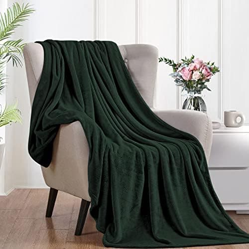 FARFALLAROSSA Oeko-TEX Flauschig Kuscheldecke 130x160 cm - Super Weiche Fleecedecke als Sofaüberwurf - Wohndecke Gelb OE