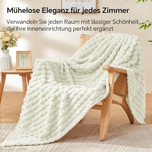 BEDELITE Flauschig Kuscheldecke Hellblau 125x150 für Sofa und Wohnzimmer OEKO-TEX STANDARD 100  
BEDELITE Hellblauer Fla