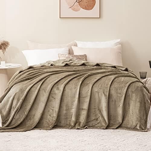 Aisbo Flauschig Warme Decke Rot für Winter - Kuschliges Wohnzimmer Blanket 130x150 cm OEKO-TEX