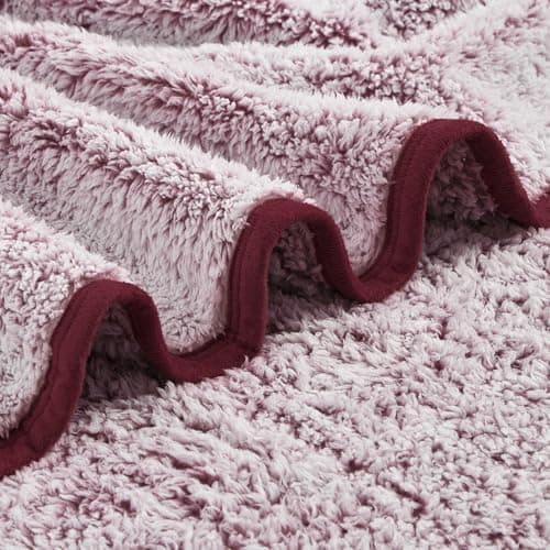 EMME Flauschige Sherpa Kuscheldecke Oeko-Tex 150x200 cm, perfekt für Winterspazieren und Relaxen - doppelseitig weich, l