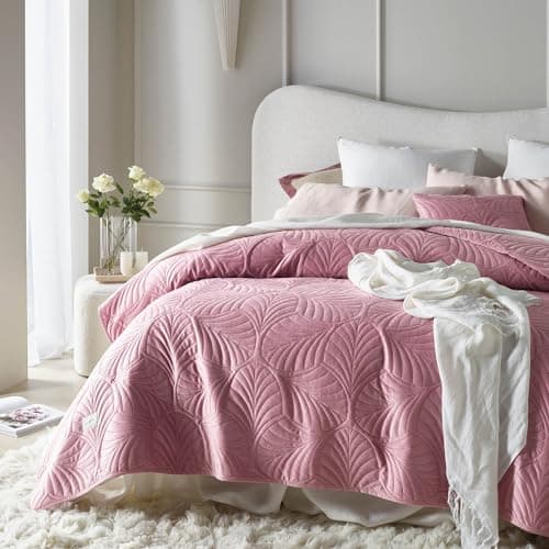 ROOM99 Elegante Tagesdecke Puderrosa, ideal für Bett und Sofa - Vielseitige Steppdecke 170 x 210 cm, OEKO-TEX STANDARDS