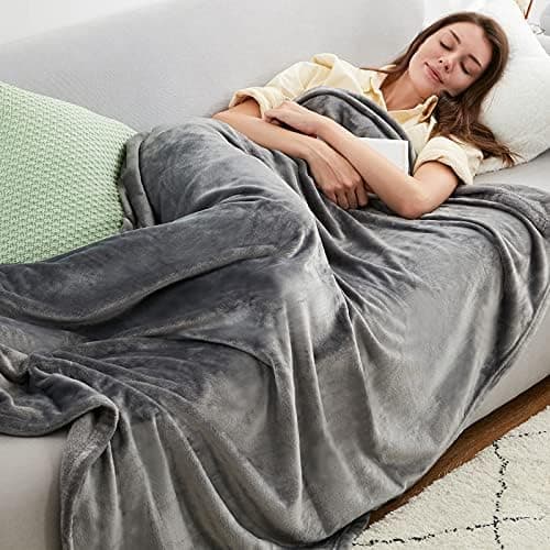 EHEYCIGA Flauschig weiche Kuscheldecke Grau 130x165 für Wohnzimmer und Sofa OEKO-TEX
| EHEYCIGA weiche warme Fleecedeck