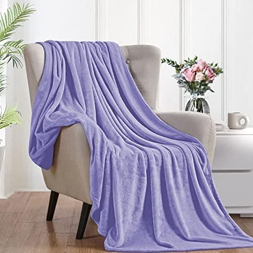 FARFALLAROSSA Oeko-TEX Flauschig Kuscheldecke 130x160 cm - Super Weiche Fleecedecke als Sofaüberwurf - Wohndecke Gelb OE