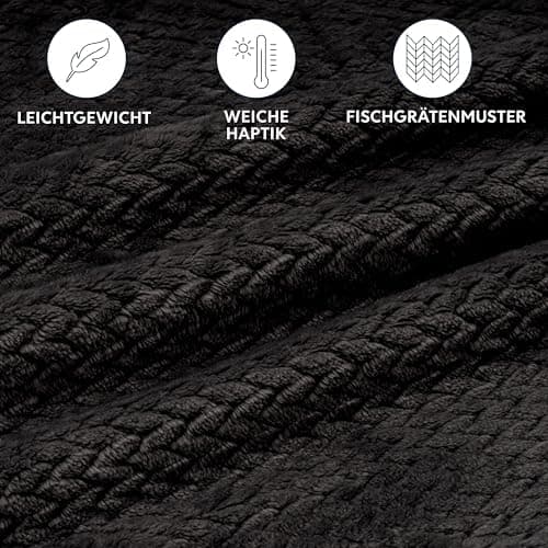 Dreamzie - Flauschig Fleecedecke 100% Polyester - Weicher Haptik - Lila - Kuscheldeko für Sofa und Bett - Großformat 130