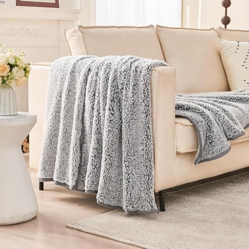 EMME Flauschige Sherpa Kuscheldecke Oeko-Tex 150x200 cm, perfekt für Winterspazieren und Relaxen - doppelseitig weich, l