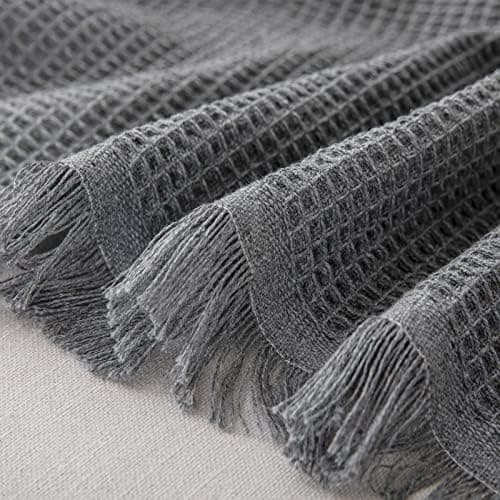 GAOWEI Premium Tagesdecke Grau - Multiwertige Sofa Cover 180x230cm - Dekorative Fransen, Groß Waffelmuster, als Bett- un