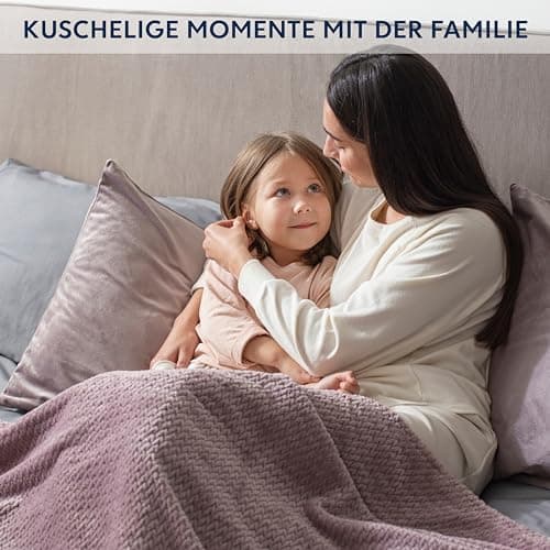 Dreamzie - Flauschig Fleecedecke 100% Polyester - Weicher Haptik - Lila - Kuscheldeko für Sofa und Bett - Großformat 130