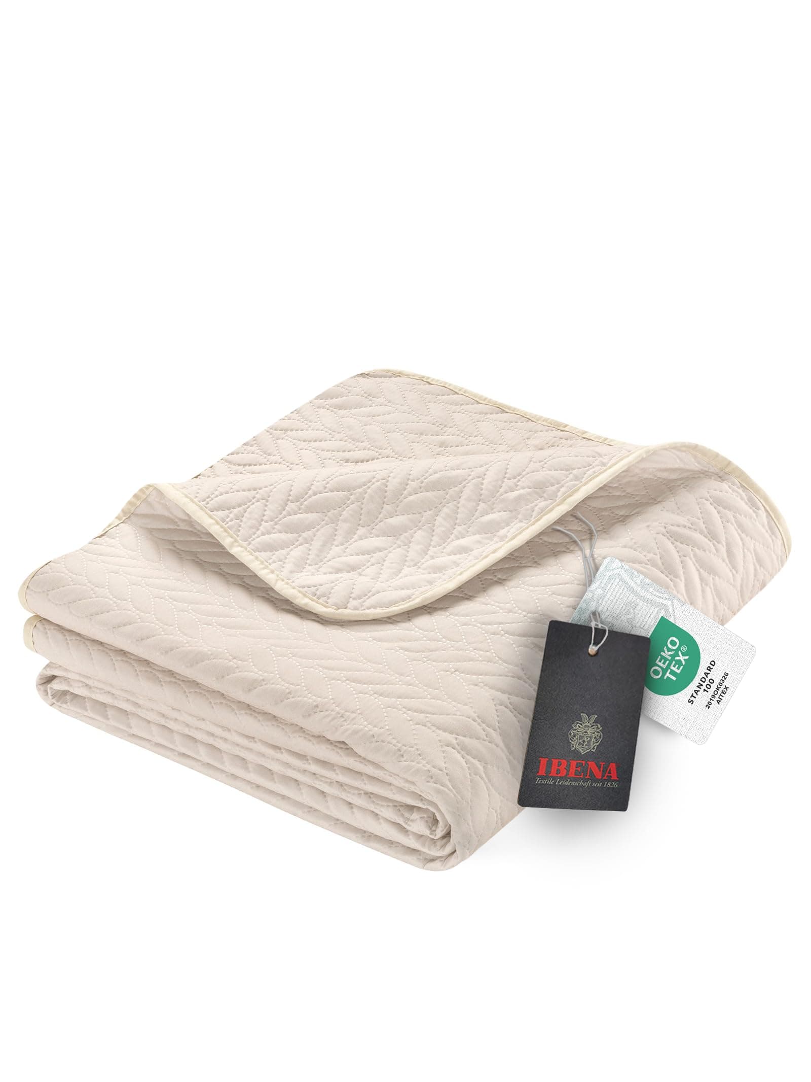 Ibena Nancy Tagesdecke 140x210 cm - leichte Bettüberwurf mit Zopfmuster für gemütlichen Tag und night - beigefarben - So