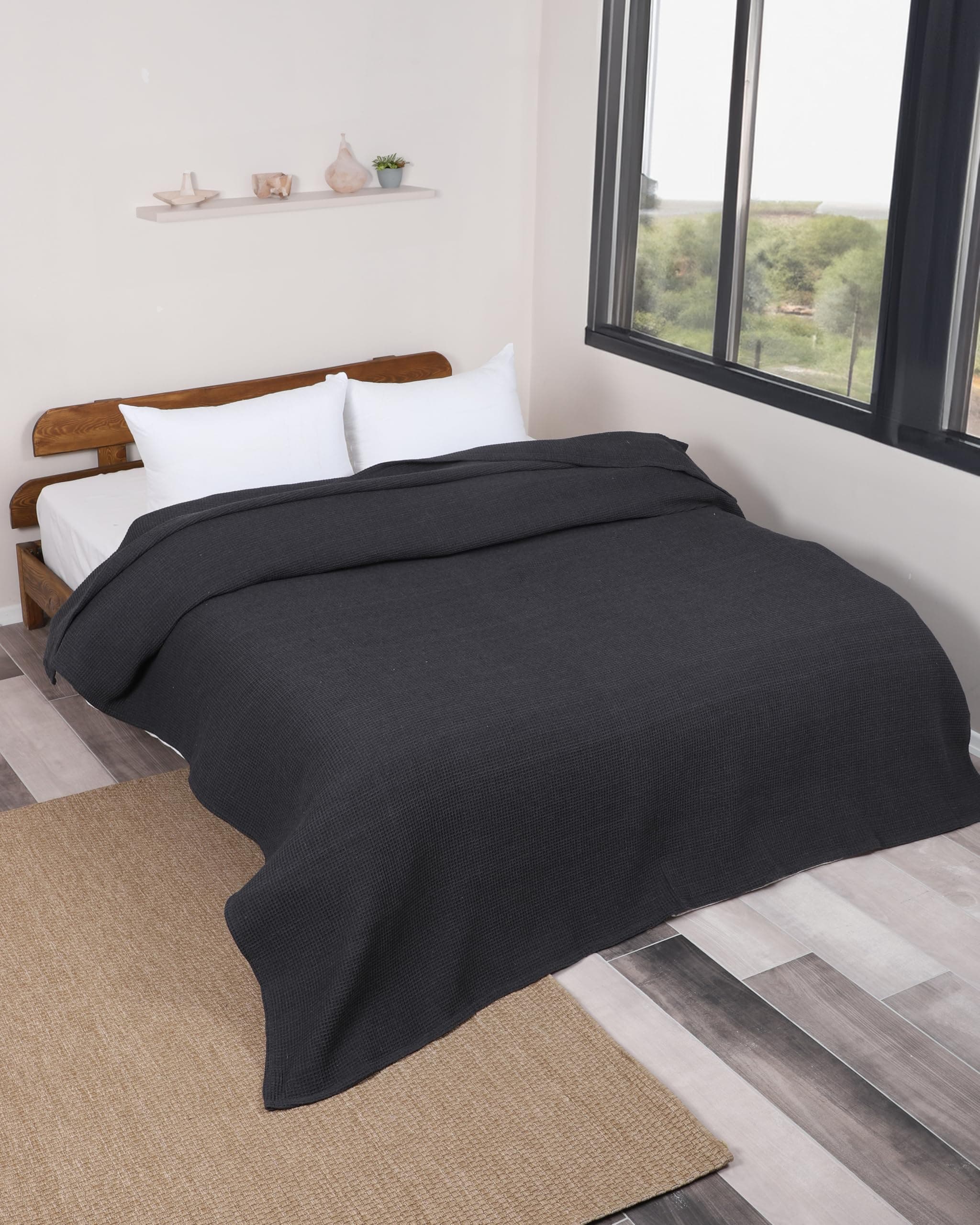 Premium Waffelpique Tagesdecke Grau 160x220cm - Leichte Sommerdecke für Bett und Sofa - 100% Baumwolle