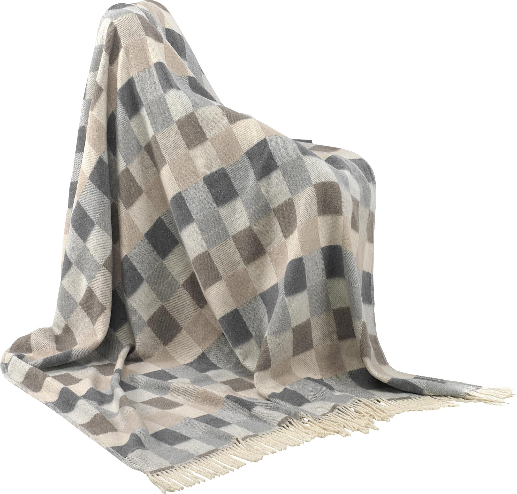 Erwin Müller Flauschige Flanellwohndecke Plaid Jacquard Creme 130x170 cm - für Abende auf Terrasse, Urlaub und Couchweis